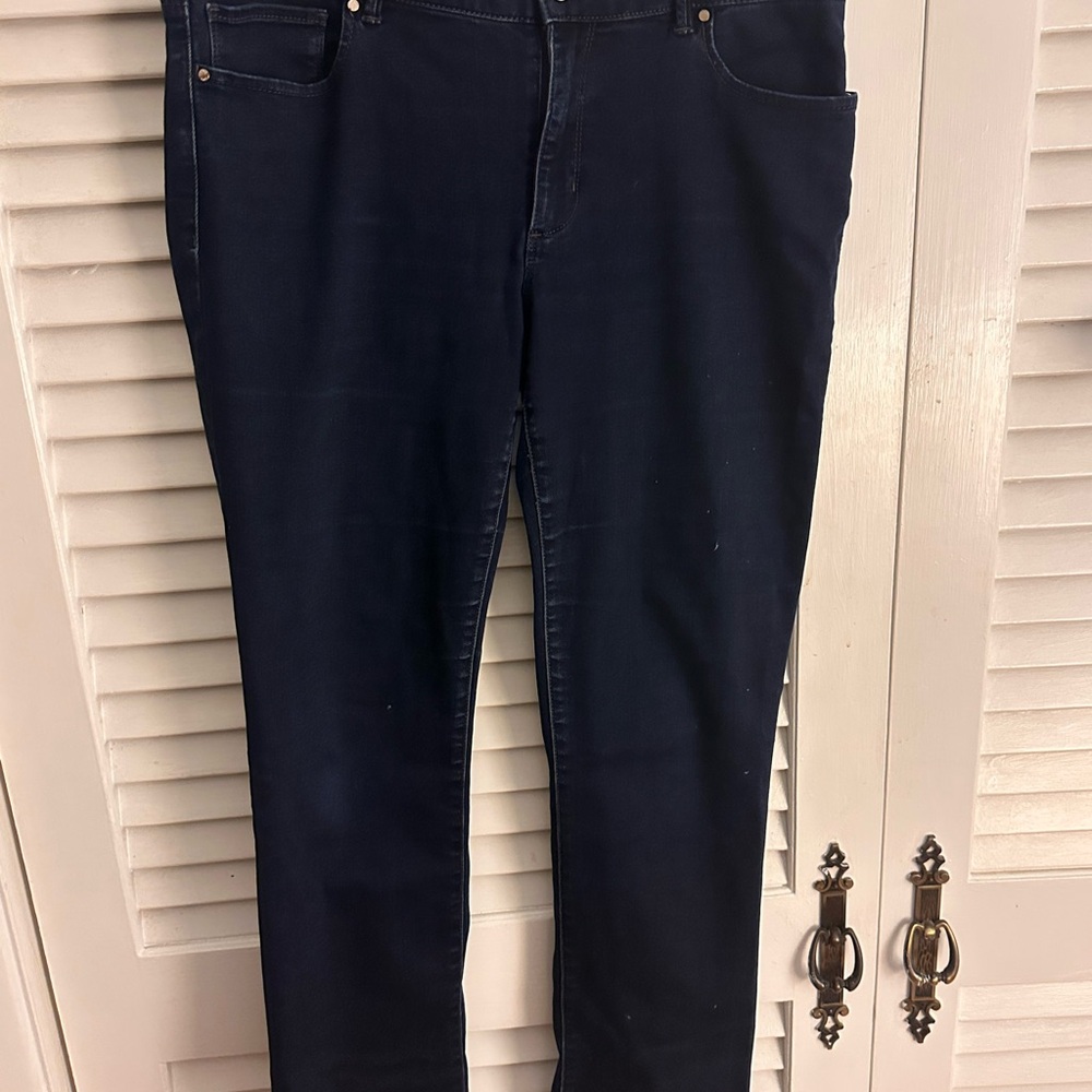 Elegant Navy Skinny Jeans for Women